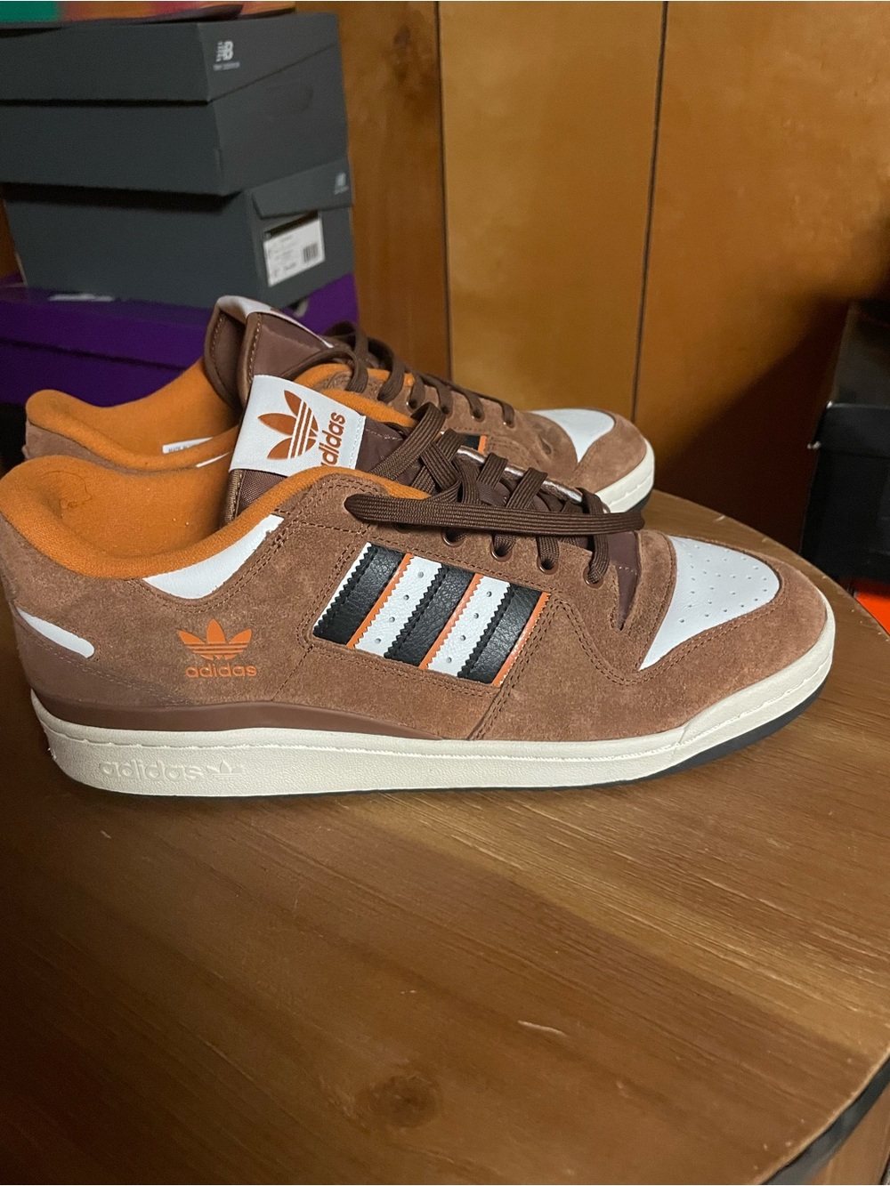 Adidas Forum 84 Low Adv Crystal White Core Black Rustic Orange